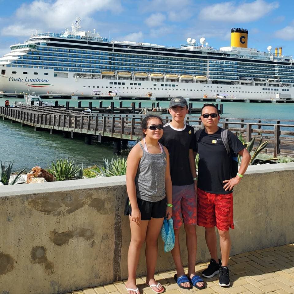 Kai with his children